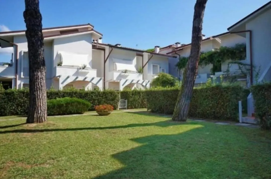 Apartment Comodo Appartamento Versilia Massa  Italy