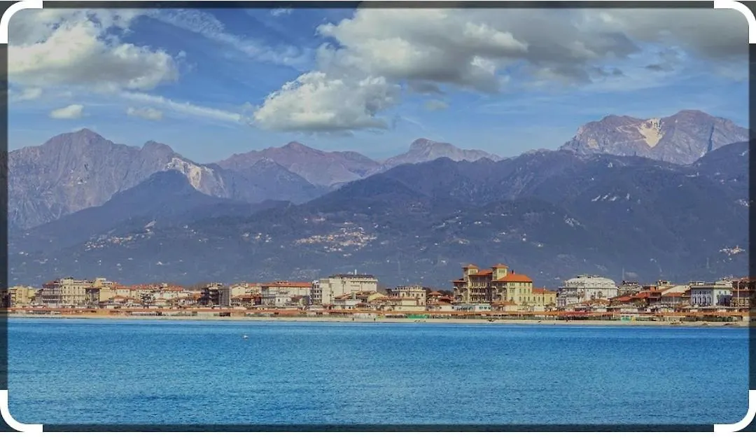 Comodo Appartamento Versilia Massa  Italy
